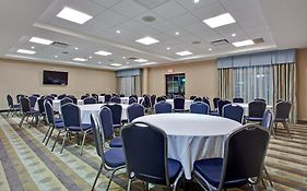 Holiday Inn Express & Suites Ottawa West Nepean